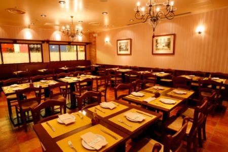 ラ・ヴォーリアマッタ大宮店 特産品ランチ・ディナー共通コース 2名様（飲み放題付き）（1年間有効） お店でふるなび美食体験 FN-Gourmet984348