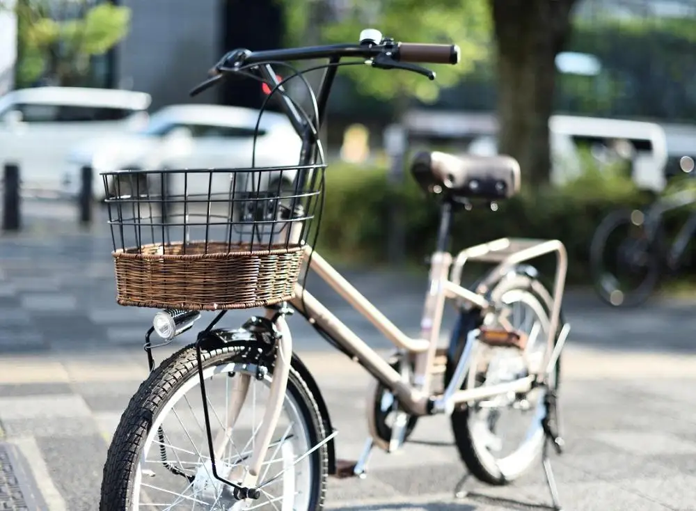 完成品でお届け！シティサイクル シマノ 外装6段変速 20インチ【マットブラック(MK)】｜京都 自転車専門店 人気 自転車 CAFE-FBCM206R