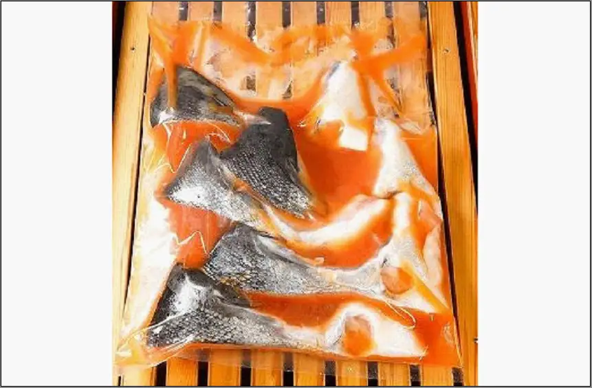 博多明太子風味 銀鮭カマ 1kgセット(500g入り×2袋) | 魚 お魚 さかな 食品 人気 おすすめ 送料無料