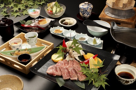 725 四季を彩る和食処「琴川」の お食事券（3,000円分）