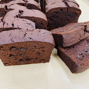 寝屋川市育ちのパティシエが作る「のうこうチョコパウンドケーキ」チョコチップ入り [0617]