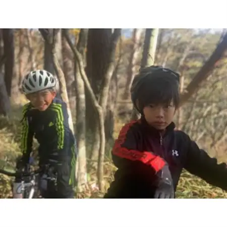 マウンテンバイク一日ガイドツアー　ランチ＆レンタルバイク込　1名分_旅行券・チケット  体験チケット _【1420329】