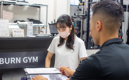 【BURN GYM】単発 パーソナルトレーニング 50分 体験 チケット パーソナルジム マンツーマン 国際ライセンス 鍛える 運動 