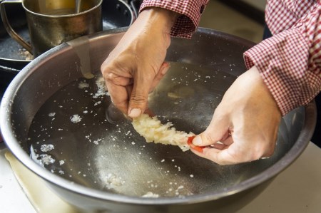 a20-192　お楽しみ 食品 サンプル 体験 チケット (商品券)60G