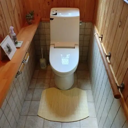 籐(ラタン)で無臭にするトイレマット【1445398】