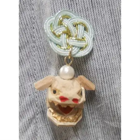 加賀獅子ピンバッジ×水引_装飾品・工芸品     装飾品・工芸品  服飾小物 _【1236325】