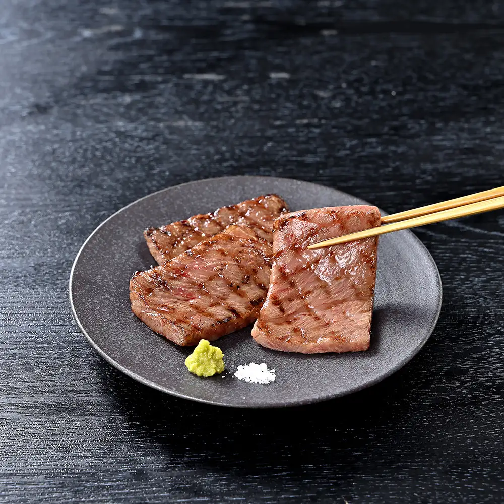 近江牛 焼肉 肩ロース 1kg 【AB05W】【 近江牛 】 牛肉