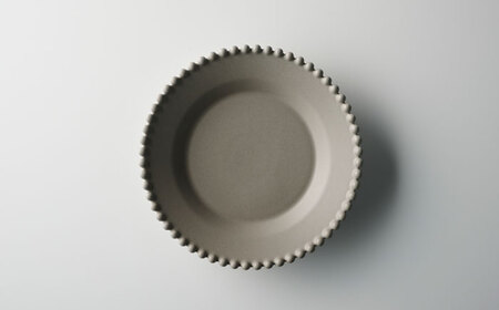 【美濃焼】ティアラ ケーキ プレート マットグレー 2枚セット【Primitive陶舎花＊花】食器 深皿 ケーキ皿 デザートプレート 写真映え 洋風 ヨーロッパ風 カフェ風 かわいい おしゃれ [MFZ010]