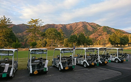 福知山カントリー倶楽部 ゴルフ場利用券 9,000円分 (3,000円×3枚) ふるさと納税 福知山市 ゴルフ利用券 ゴルフ場利用券 ゴルフプレー券 ゴルフ ごるふ 緑 みどり 山 紅葉 自然 鹿 シカ 【fc-BT002】【福知山カントリー倶楽部】