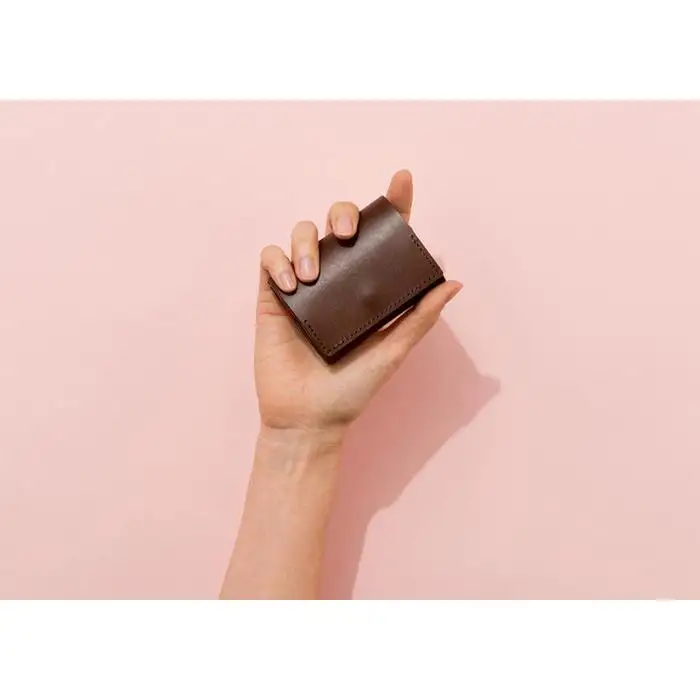 colmミニ財布　キャメル　独自構造のコンパクトな本革財布