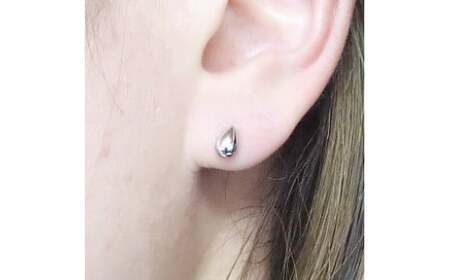 プラチナ しずく 大 ピアス  山梨 プラチナピアス シンプル シンプルピアス プラチナ PT900 ジュエリー アクセサリー 山梨県 甲斐市 BQ-35