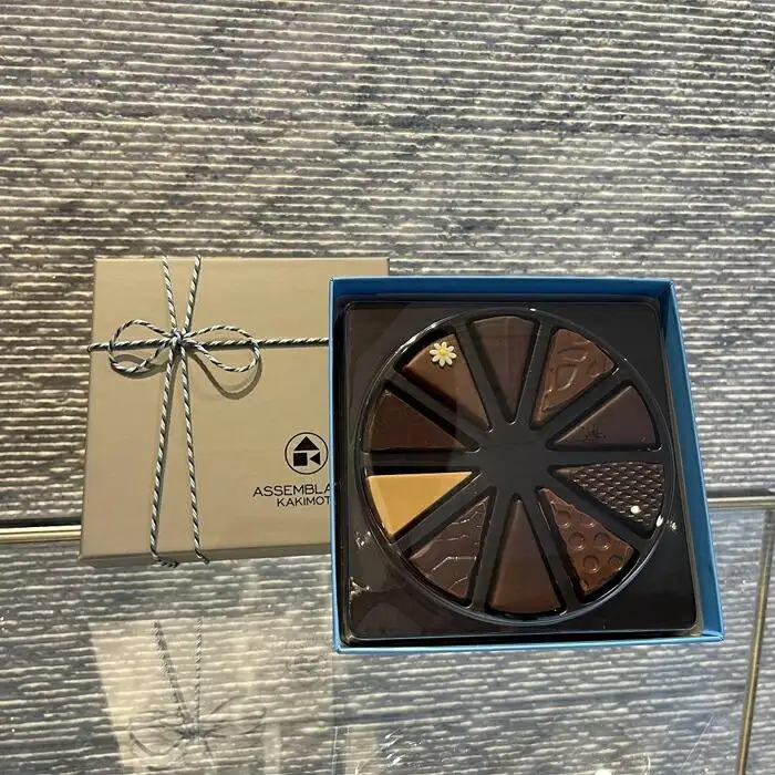 【ASSEMBLAGES KAKIMOTO】ボンボンショコラ10個入り