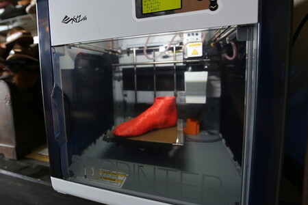 世界で一足のフルオーダーシューズ・カーフ革(本革)〈3Dフットスキャナーを用いて計測〉【革靴仕立て券送付】【R031W】