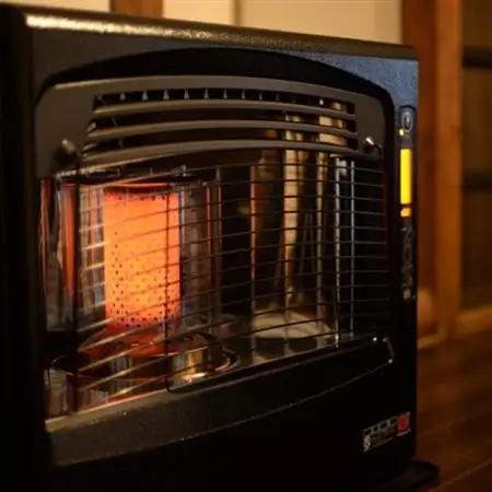 トヨトミ石油ファンヒーター 「LR-68P(ブラック)」　18～24畳【1448377】