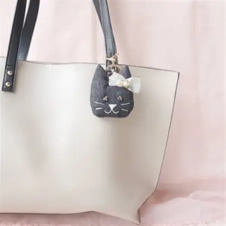 【高級スーツ生地使用】大人オシャレなねこのバッグチャーム【1451799】