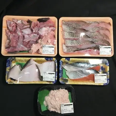 お魚の目利きのプロにお任せ!北海道産 天然鮮魚 約500g～1kg_産地直送 冷蔵 冷蔵便 刺身 セット 鮮魚セット 鮮魚ボックス 魚介類 海鮮 絶品 人気 ヒロセ 北海道 釧路町 釧路超 特産品 _【配送不可地域：離島・沖縄県・信越、北陸・東海・近畿・中国・四国・九州】【1285921】