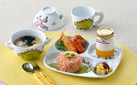 【波佐見焼】【名前入り】子ども食器 4点セット「ステゴサウルス」食器 皿【大新窯】[DC144] 波佐見焼