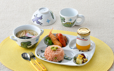 【波佐見焼】【名前入り】子ども食器 4点セット「ティラノサウルス」食器 皿【大新窯】[DC145] 波佐見焼