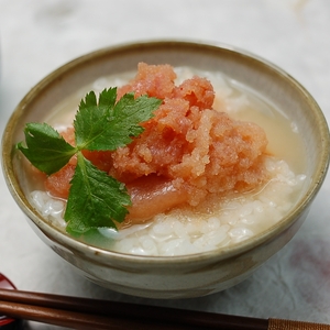 【4回定期便】無着色辛子明太子切子1kg　味わい豊かに粒仕立て【001-0359】
