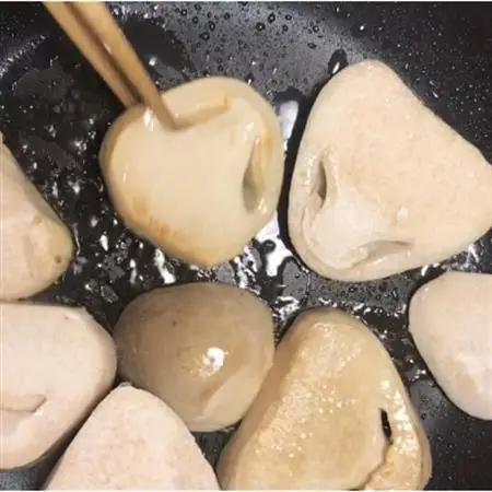 貴重な国産ふくろ茸　袋茸　フクロタケ【冷凍真空パック】丸いもの2パックと開いたもの2パック_野菜  きのこ _【配送不可地域：離島】【1247918】