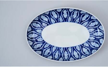 有田焼 染付曇立涌紋楕円皿【中山陶和堂】食器 うつわ 器 磁器 陶磁器 皿 楕円皿 手描き 染付 ブルー ワンプレート カレー パスタ A50-269