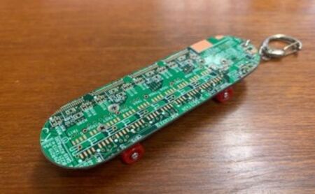 kibanスケボーキーホルダー（ノーマルサイズ） スケートボード ミニチュア 基板 パソコン PC 