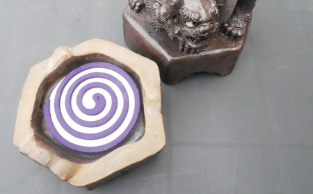 シーサー陶房大海　シ～サ～香炉（大・正面向き）