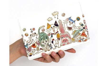 【文庫屋大関】パーソナルホルダー　ネコ集合【皮革工芸品】 雑貨 日用品 ブックカバー パスポートケース 貴重品入れ マルチケース シンプル 和風 革小物 