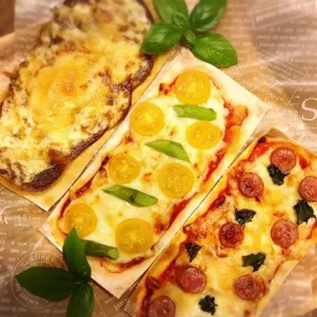 生ひもかわ冷凍麺3人前 麺つゆ付き 【贈答用】【配送不可地域：離島】【1219671】