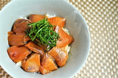 （冷凍） 天然桜ぶりの漬け丼 4パック セット ／ 三重外湾漁業協同組合 かんたん 海鮮 小分けパック 醤油漬け 海鮮丼 個包装 三重県 南伊勢町
