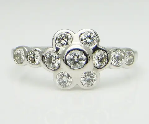 指輪 天然 ダイヤモンド 0.5ct SIクラス フラワー【K18WG】r-13（KRP）N51-1412