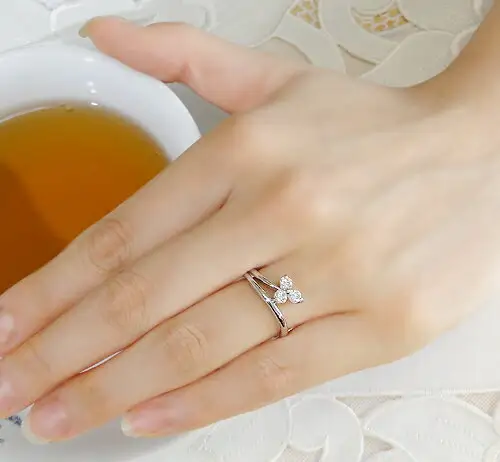 指輪 天然 ダイヤモンド 0.35ct 3粒 フラワー SIクラス【pt950】r-159（KRP）N45-1410
