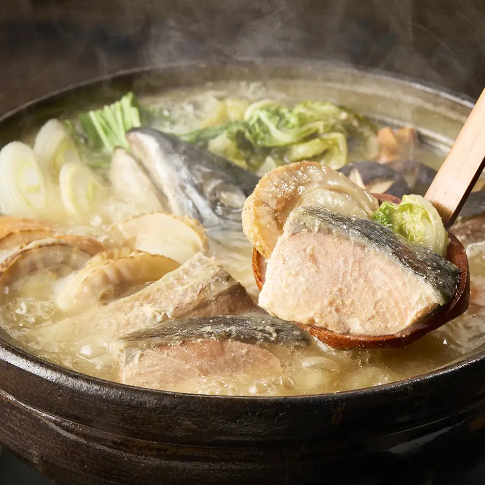 簡単!知床から石狩鍋!鮭の出汁の濃さが違います! 3.4人前_惣菜・加工品 魚 鍋 なべ ナベ