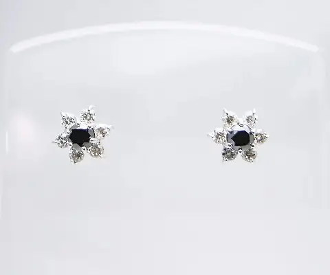 ピアス 天然 ダイヤモンド ブラックダイヤモンド 0.36ct フラワー ペア スタッド SIクラス ダブルロックキャッチ【K18WG】 P-13 （KRP）G66-1414