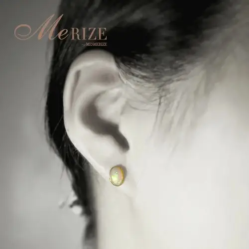 ピアス 天然 オパール 1.0ct ペア "Pascale" ダブルロックキャッチ【K18YG】P-131（KRP）F-1411