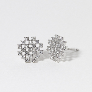 プラチナシンメトリーダイヤモンドピアス 0.28ct   PT900 プラチナ ピアス ダイヤモンド ジュエリー アクセサリー  ダイヤ0.14ct×2 カラット 天然 ダイヤモンド プラチナ900 プラチナ レディース ファッション 宝飾 ジュエリー アクセサリー 山梨県 甲斐市 BQ-74
