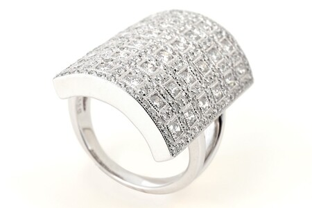 【ふるなび限定】【一点もの】ダイヤモンド（トータル2.20ct）K18WGリング　R95　K05151-H　FN-Limited-SP