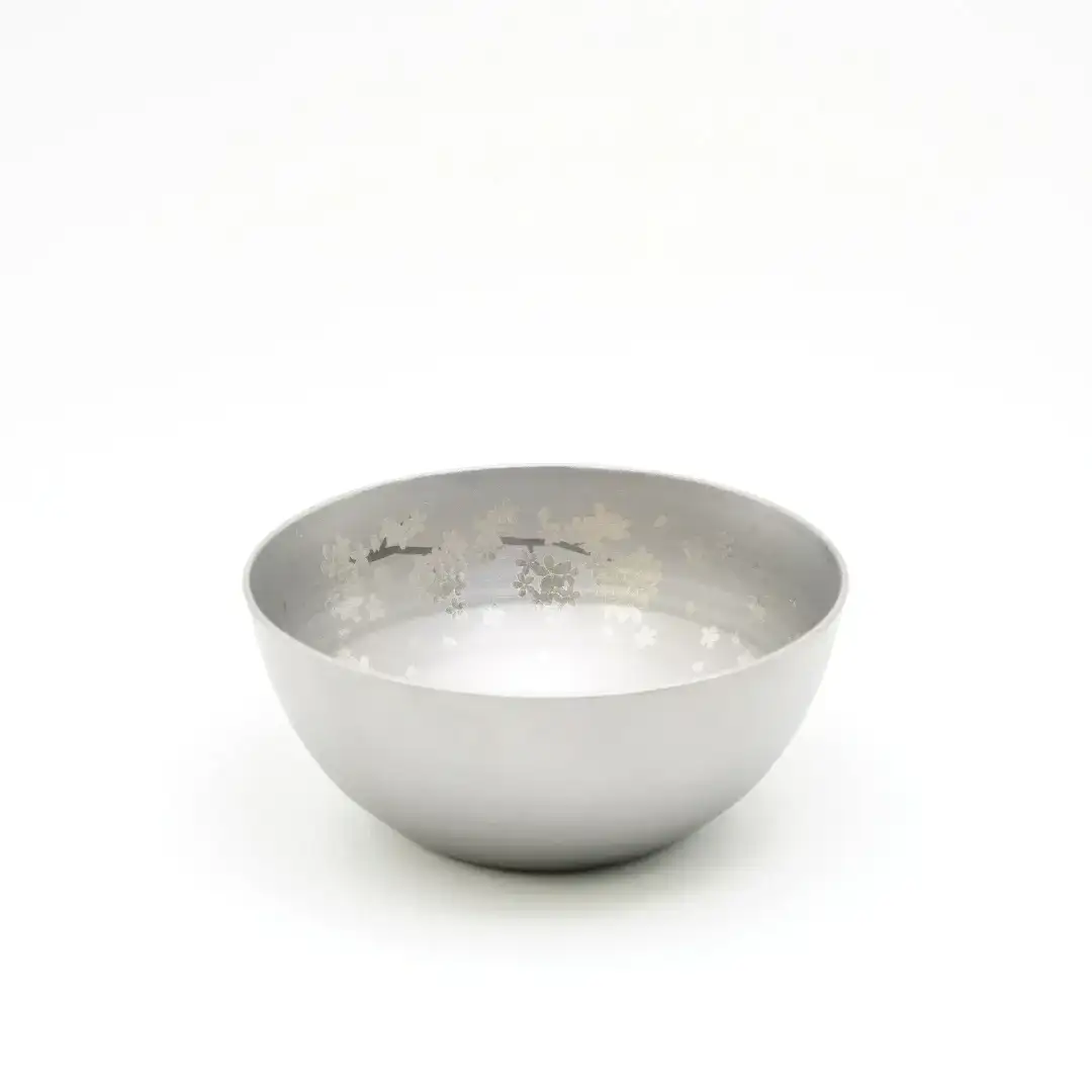 純チタン製お猪口 裕(Yuu)・冬(雪) オシャレ おちょこ ぐいのみ おしゃれ 酒器 日本酒 チタン 燕三条製 プレゼント 退職祝い  【022S070】
