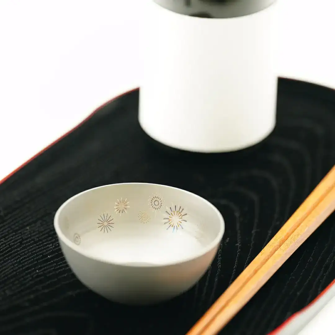 純チタン製お猪口 裕(Yuu)・無地 オシャレ おちょこ ぐいのみ おしゃれ 酒器 日本酒 チタン 燕三条製 プレゼント 退職祝い  【019S073】