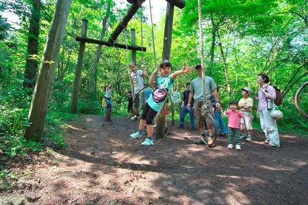 MO-01　本格的なアスレチックへ挑戦！森の国入場券(2名様分)