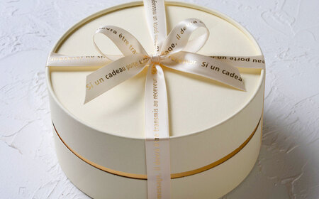 126-1091 ”4種のチーズ“ 濃厚ベイクドチーズケーキ （5号）