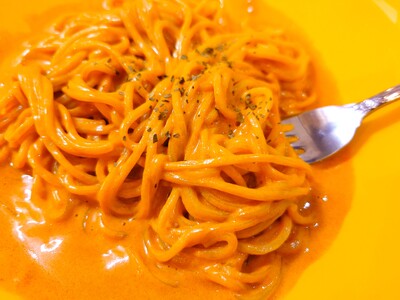 米粉麺　100g×4個 特別栽培米 細麺 焙煎玄米麺 ライスヌードル【つがるロマン グルテンフリー 麺 麺のみ 特別栽培米の米粉麺 焙煎米粉麺 玄米麺 つがるロマンの米粉麺 青森 五所川原】