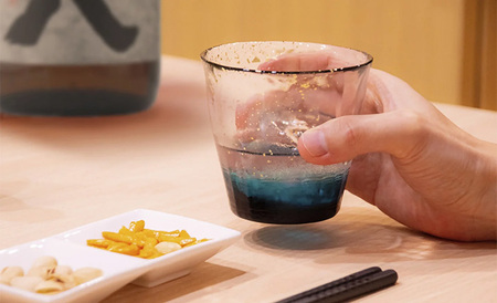 宇佐極上麦焼酎 兼八 専用カートン(化粧箱)入り(720ml)酒 お酒 むぎ焼酎 麦焼酎 アルコール 飲料 常温【104300400】【山添産業】