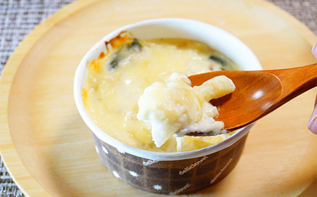 海鮮マカロニグラタン 4個セット木村商店 岩手県 三陸山田 山田町 乳製品 魚貝 マカロニ ホタテ 帆立 ほたて いか イカ わかめ チーズ おかず YD-660