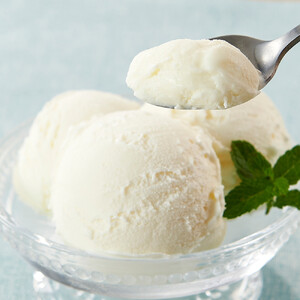 白バラ牛乳　アイスクリーム業務用　2000ｍｌ|アイスクリーム