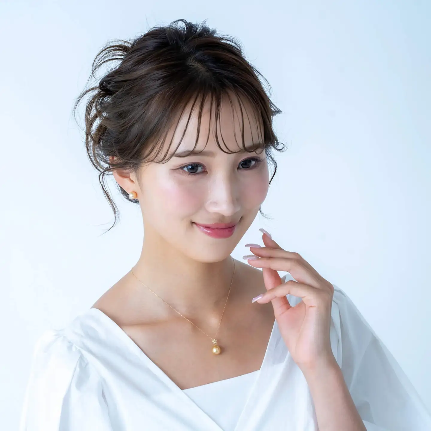 【星桜】 ゴールデンパール（南洋 白蝶真珠） 10mm セミラウンド ダイヤモンド K18 イエローゴールド ペンダントトップ
