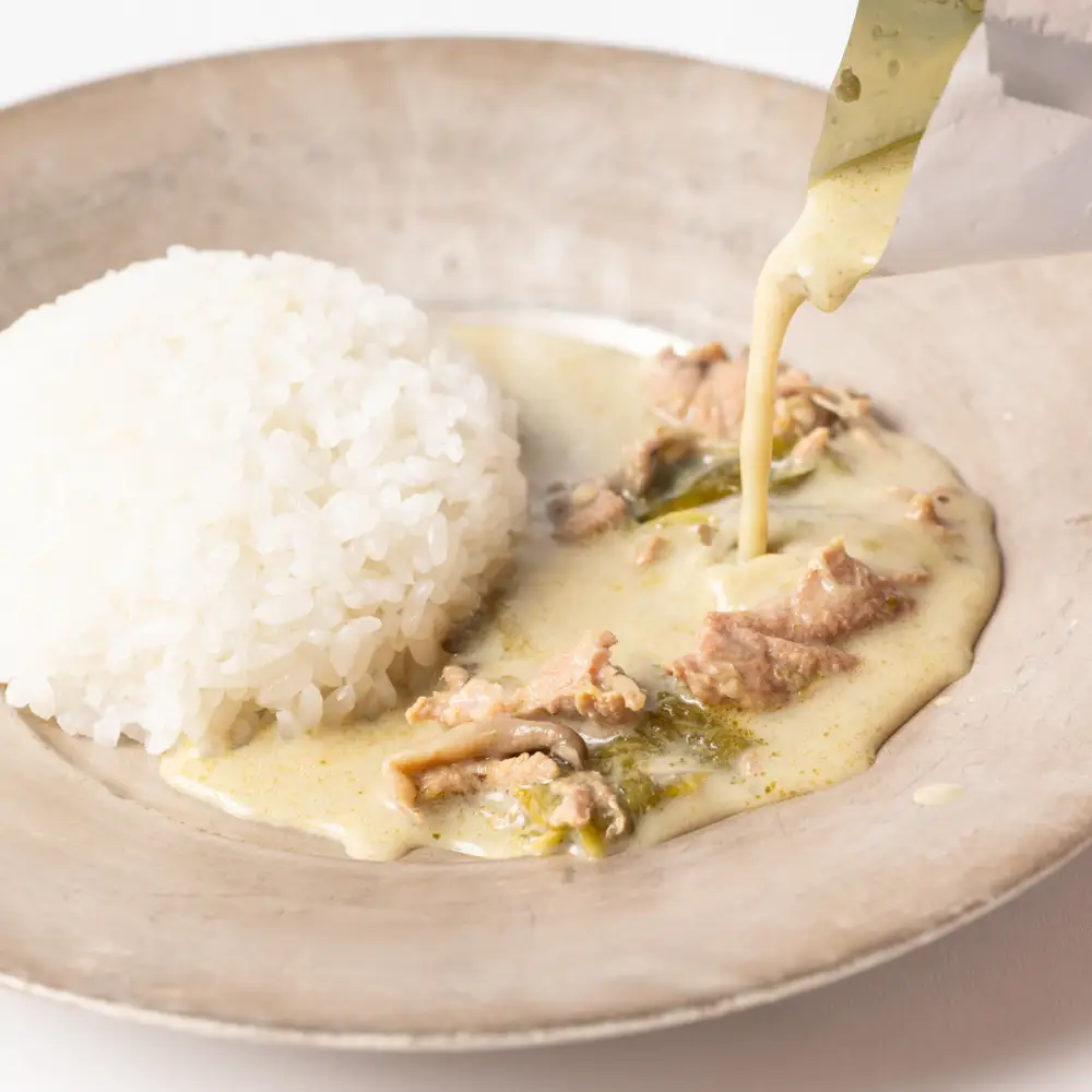 カレー まんさく園のグリーンカレー 2パック 180g×2 グリーンカレー カレー