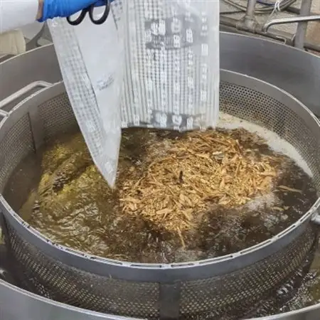 調味料Bセット(めんつゆ、すき焼きのわりした、ごまだれ、焼肉のたれ甘口/中辛)【1328564】
