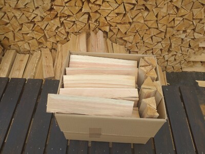 薪 針葉樹 約9kg 25cm 乾燥薪 