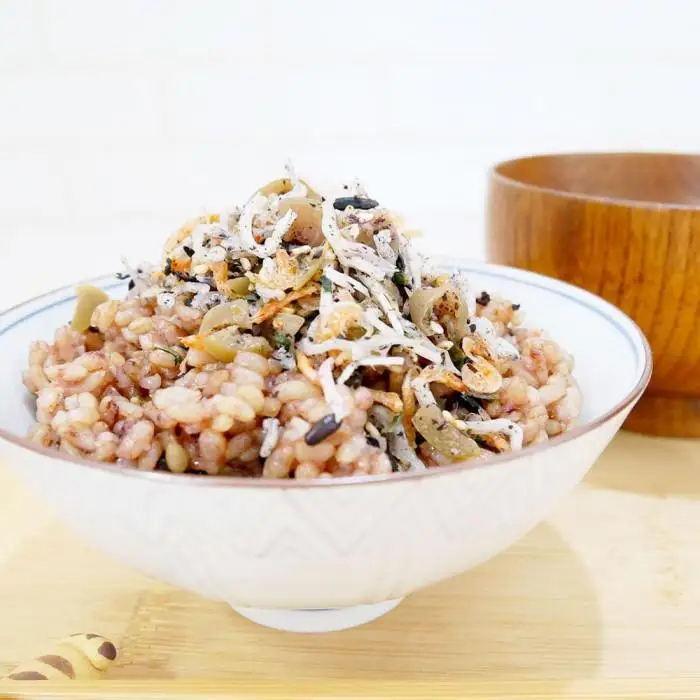 【ふるさと納税】【無添加・アミノ酸不使用】生ふりかけ 梅ちりめん 55g×5パック  澤田食品